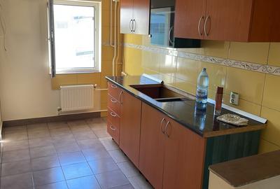 Apartament cu 2 camere decomandat în Colentina