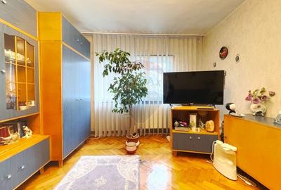 Apartament cu 3 camere, decomandat, pe strada Orsova - confort, eficie - 7