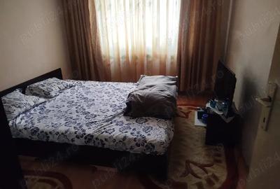 Inchiriez apartament cu 3 camere - 4
