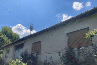 Casă cu 4 camere în Dumbrăvița - 8