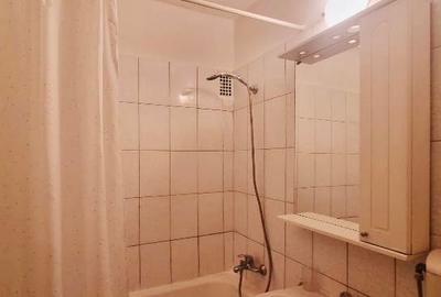 Garsonieră decomandată în Central