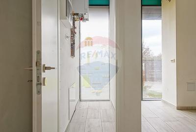 Spațiu comercial, de 46 mp, în Tractorul - 8