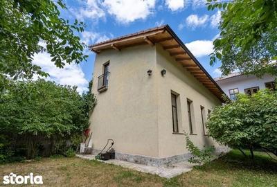 Casă cu 4 camere cu Teren 100 Mp în Central - 10