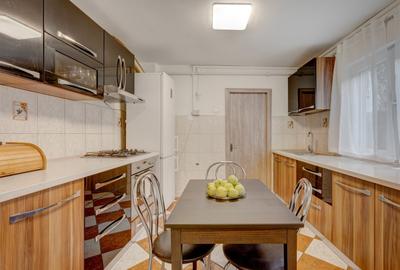 Casa interbelica cu farmec, in apropiere de Mall Vitan Casa interbelica cu farmec, in apropiere de Mall Vitan - 12