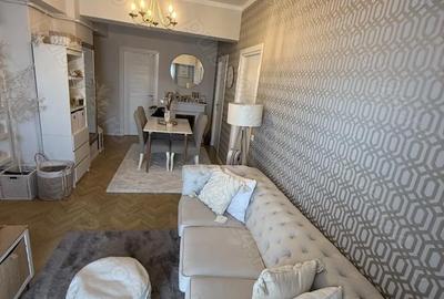 Apartament cu 3 camere decomandat în Florești - 1