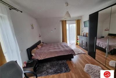 De vanzare casa individuala cu garaj, la cheie, 6 cam, 3 bai, cu 2311 mp , Nazna - 18