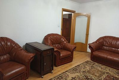 Apartament cu 3 camere decomandat, mobilat în Trivale - 2