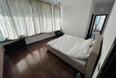 Casă cu 5 camere în Central - 1