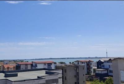 Inchiriez apartament 3 cam tip duplex cu vedere la mare si Lqc Nord - 7