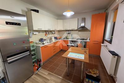 Apartament cu 3 camere, mobilat în 1 Decembrie 1918 - 1
