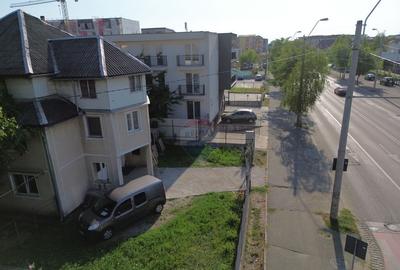 Casă cu 7 camere cu Teren 700 Mp în Hotvon - 10