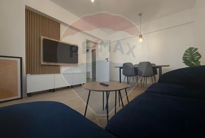 Apartament cu 3 camere decomandat, mobilat în Central - 1
