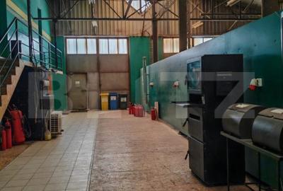 Spațiu comercial, de 1,700 mp, în Central - 2