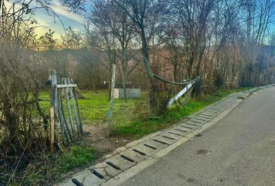 Teren intravilan 1.250 mp, drept, deschidere >20 ml, Dra - 1