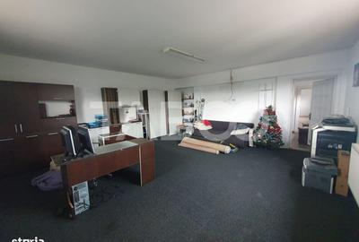 Spațiu comercial, de 1,500 mp, în Central - 12
