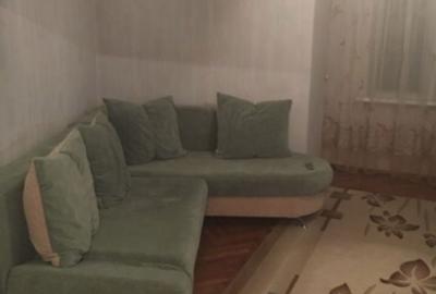 Garsonieră în Titan