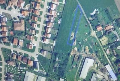 Teren de 1000 mp, în Vest