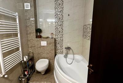 Apartament cu 2 camere decomandat în Bucium - 3
