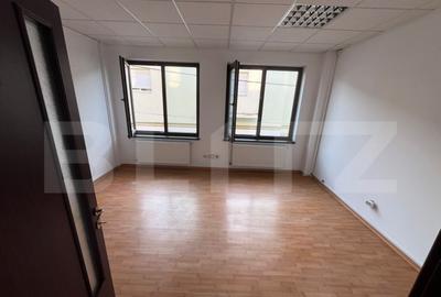 ???? Cladire multifunc?ionala, de inchiriat, 600 mp, zona - 26