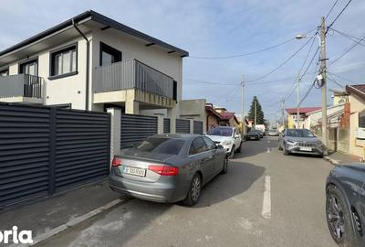Casă cu 7 camere cu Canalizare în Colentina - 2