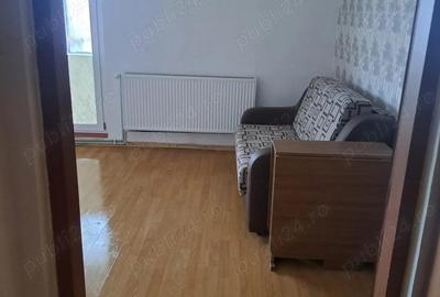 Apartament cu 2 camere decomandat în Lipovei