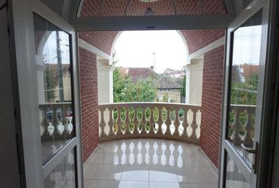 Casa / Vila de lux de vanzare in zona in zona Titulescu - 17