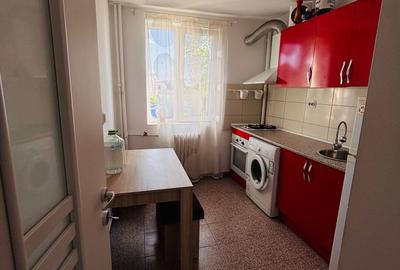 Apartament cu 2 camere decomandat în Mărășești - 2