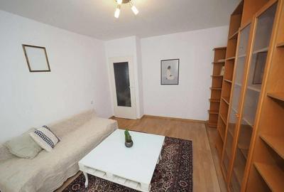 Apartament cu 2 camere decomandat în Complex Studențesc