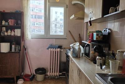 Apartament cu 3 camere decomandat în Dristor - 2