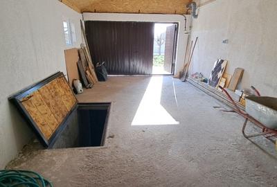 CASA CU 5 CAMERE , BECI SI GARAJ , FINALIZATA SI INTABULATA , MUTARE IMEDIATA - 11