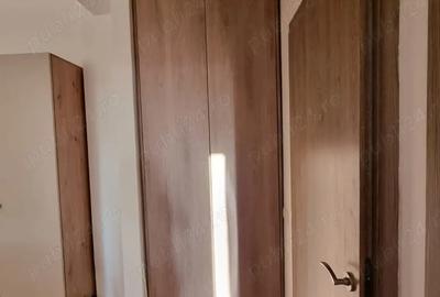 Proprietar, inchiriez apartament - 9