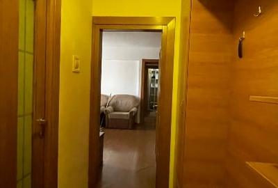 Apartament cu 3 camere semidecomandat, mobilat în Central - 9