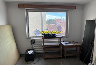 Spațiu comercial, de 250 mp, în Central - 12