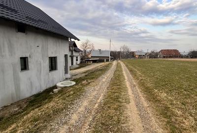 Teren agricol intravilan de 2616 mp, în Tișăuți - 2