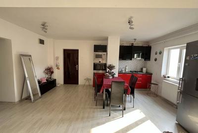 Apartament cu 3 camere decomandat în Central - 7