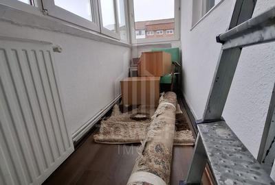 Apartament cu 2 camere decomandat în Ștrand - 1