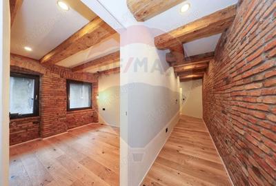 Apartament cu 3 camere decomandat în Centrul Istoric - 3