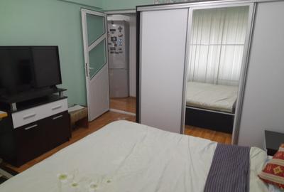 Apartament cu 2 camere decomandat, mobilat în Năvodari - 4