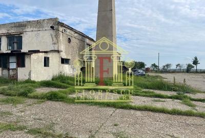 Spațiu industrial, în Periferie - 2