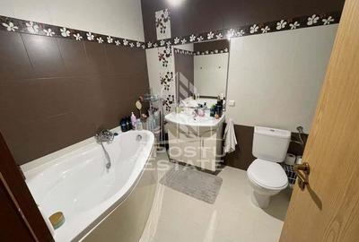 Casă cu 8 camere cu Canalizare în Bucovina - 10