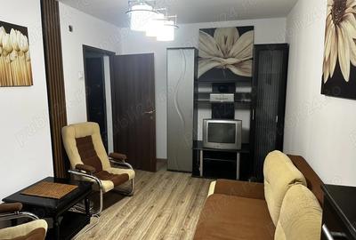 Proprietar inchiriez garsoniera in Obcini langa Spital si Universitate - 1