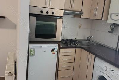 Garsonieră decomandată în Astra - 2