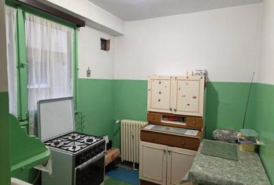 Apartament cu 2 camere decomandat în Giurgiului - 3