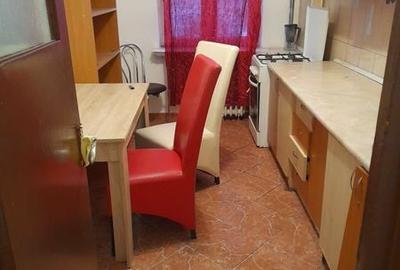Apartament cu 2 camere decomandat în Gării