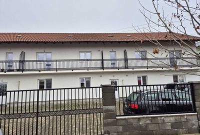 Apartament cu 3 camere decomandat în Central - 8