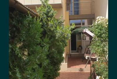 Casă cu 4 camere în Voluntari - 1