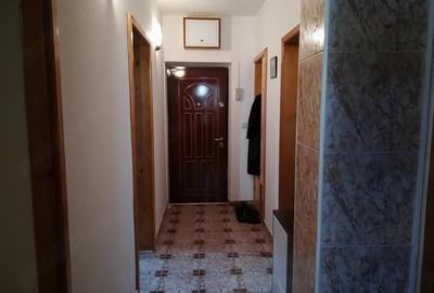 Apartament cu 3 camere decomandat în Central - 3