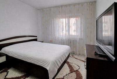 Apartament cu 3 camere decomandat în Astra - 4