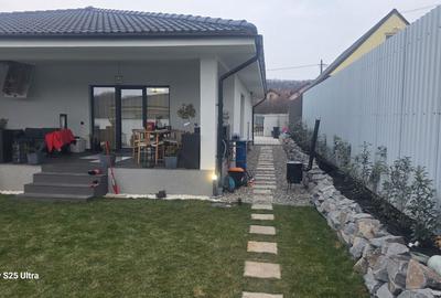 Casă cu 4 camere în Corunca - 2