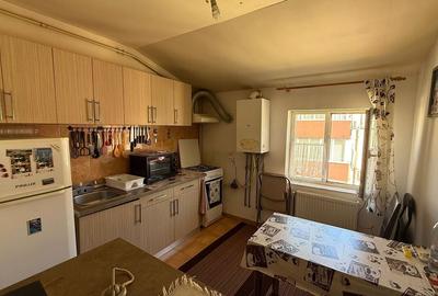 Apartament 2 camere, zona Dambovita, comision0% - 4